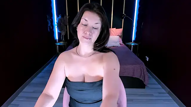 AnaMills online show from February 2026 10:31:02 AM