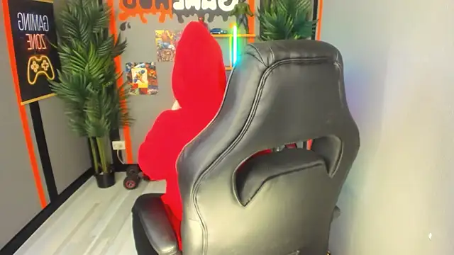 AnaMills online show from February 2026 10:08:01 AM