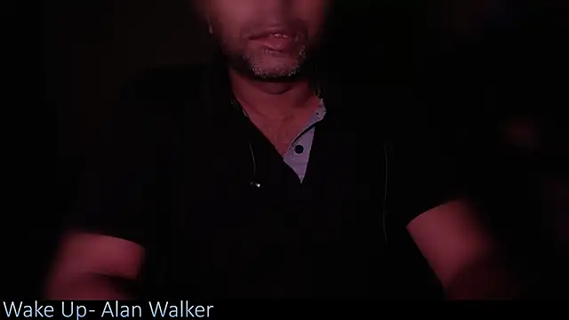  x rated  online show from March 2025 04:10:01 PM