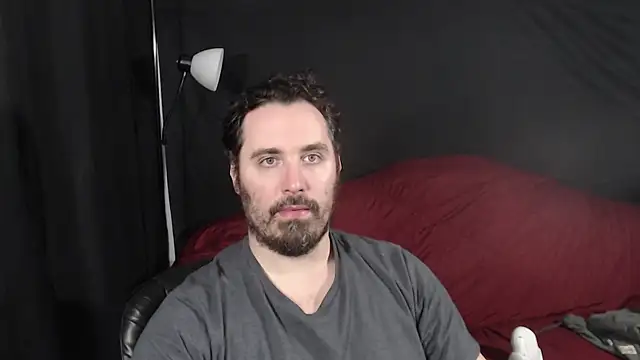 Metalstud online show from December 2024 02:26:01 AM