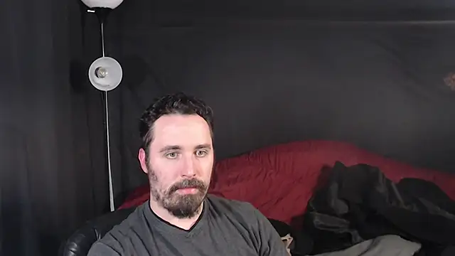 Metalstud online show from February 2025 04:18:02 AM