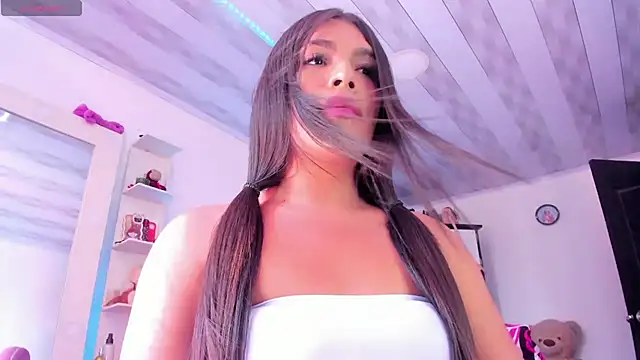 briitany hot online show from January 2025 05:42:01 PM