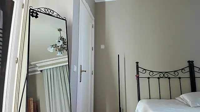 mazekyn online show from January 2025 05:06:01 PM