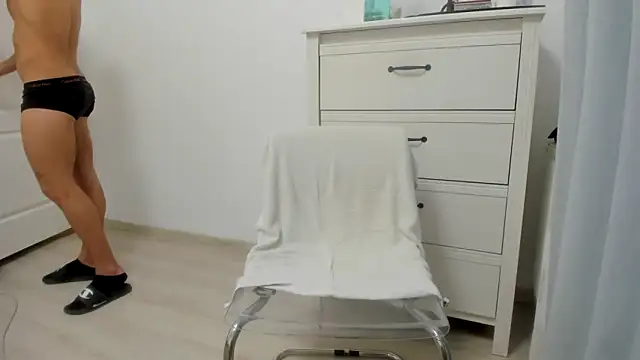 woolfiie online show from November 2025 09:37:02 PM