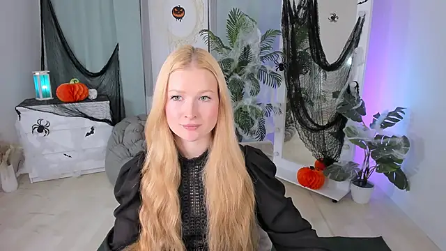 Laly Peach online show from October 2025 04:22:01 PM