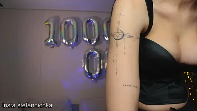 stefannichka online show from December 2025 08:59:02 PM