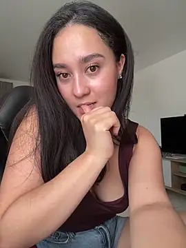 Nina lovi online show from March 2026 07:51:02 PM