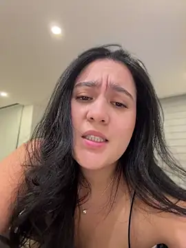 Snapshot of Nina_lovi chatting on June 2026 12:11:01 AM Nina lovi online show from June 2026 12:11:01 AM