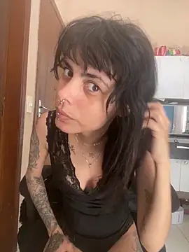 Sarah-safada online show from November 2025 06:43:02 PM