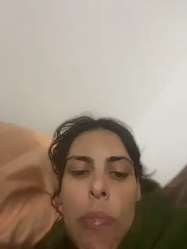 Sarah-safada online show from June 2026 01:04:02 AM