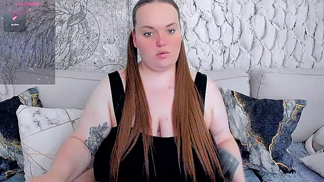 Snapshot of _MarryGirl_ chatting on December 2024 03:21:02 AM  MarryGirl  online show from December 2024 03:21:02 AM