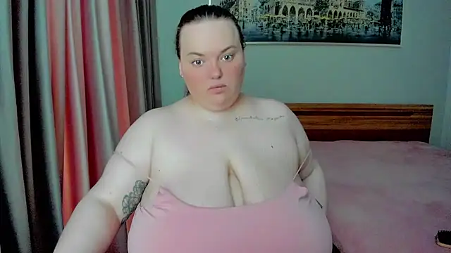 Snapshot of _MarryGirl_ chatting on October 2025 09:29:02 AM  MarryGirl  online show from October 2025 09:29:02 AM