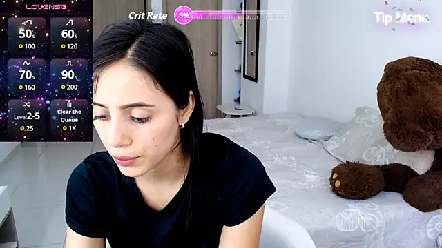 allisson 14 online show from June 2026 07:08:02 PM
