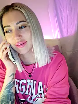 Snapshot of Fuck-Gina chatting on April 2026 09:05:01 PM Fuck-Gina online show from April 2026 09:05:01 PM