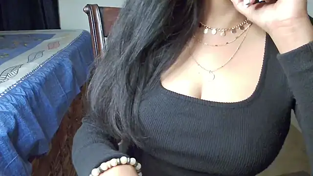 Snapshot of Adventurous_Angel chatting on March 2025 07:21:02 PM Adventurous Angel online show from March 2025 07:21:02 PM