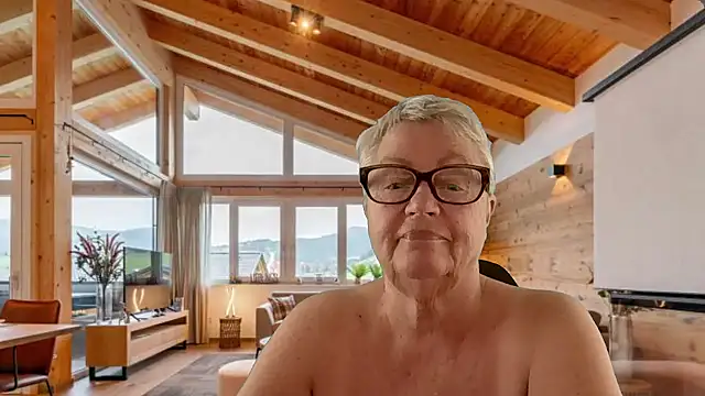 GrannyChrissy68 online show from March 2026 03:16:02 PM