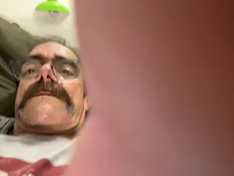 Snapshot of Trainee2Bpeed chatting on September 2025 07:33:02 AM Trainee2Bpeed online show from September 2025 07:33:02 AM