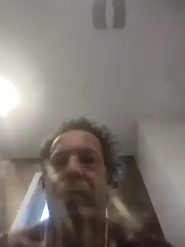 trucker1979 online show from October 2025 08:19:01 PM