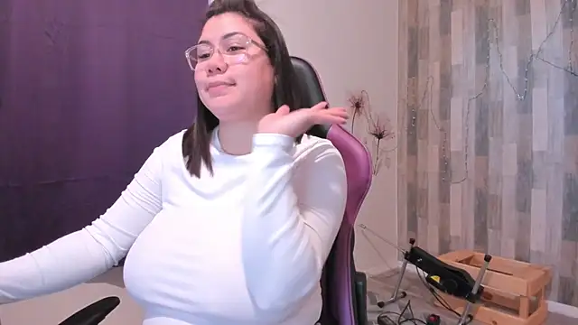 Bigt3ti online show from January 2025 04:51:02 AM