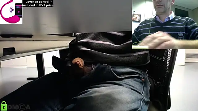 Snapshot of pliko chatting on November 2025 03:27:01 PM pliko online show from November 2025 03:27:01 PM