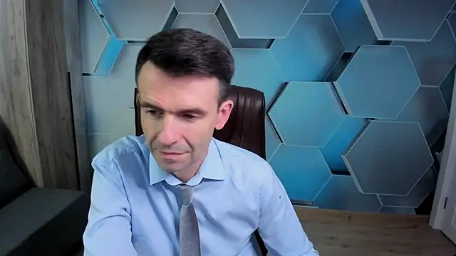 SteveTiger online show from November 2025 10:47:02 AM