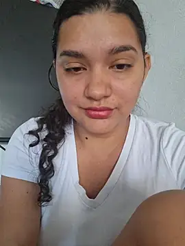 blerstefan1 online show from November 2025 01:00:02 PM