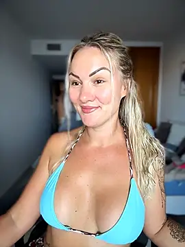 Snapshot of NastyMilf_ chatting on July 2026 08:39:01 AM NastyMilf online show from July 2026 08:39:01 AM
