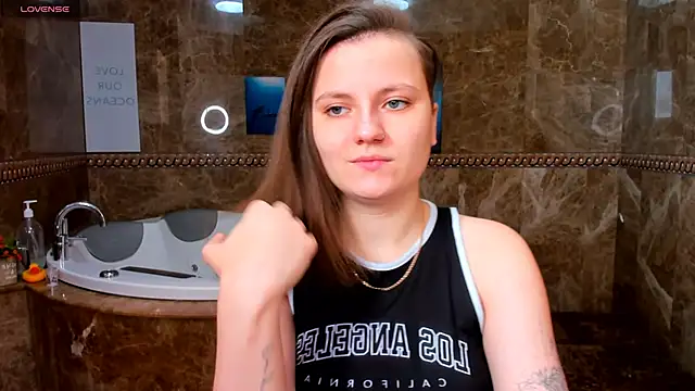 MelindaTin online show from February 2026 07:40:01 AM