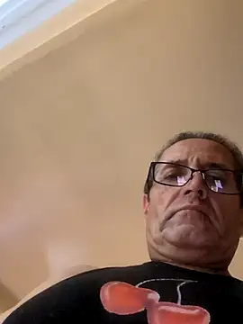 bobby69cock online show from October 2025 10:05:01 PM