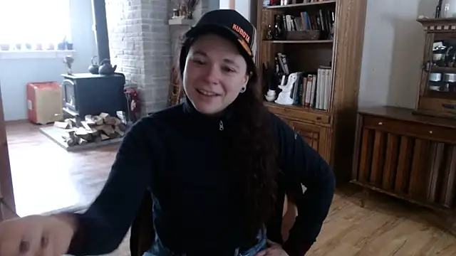 Snapshot of MarcyJones chatting on February 2025 02:37:01 PM MarcyJones online show from February 2025 02:37:01 PM