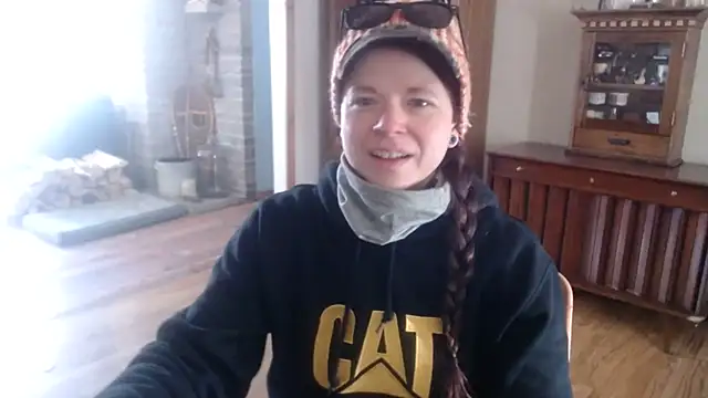 Snapshot of MarcyJones chatting on February 2025 03:16:01 PM MarcyJones online show from February 2025 03:16:01 PM