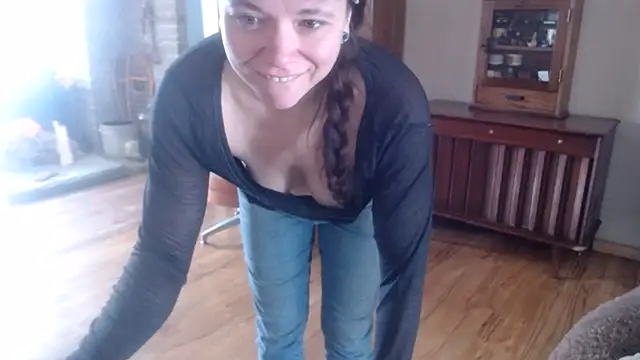 Snapshot of MarcyJones chatting on February 2025 06:19:02 PM MarcyJones online show from February 2025 06:19:02 PM