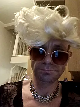 Pauline41 online show from October 2025 05:04:02 PM