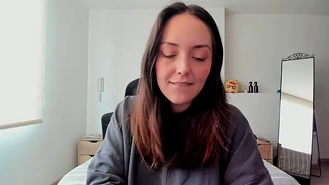 molly marmalade  online show from March 2025 04:45:01 PM