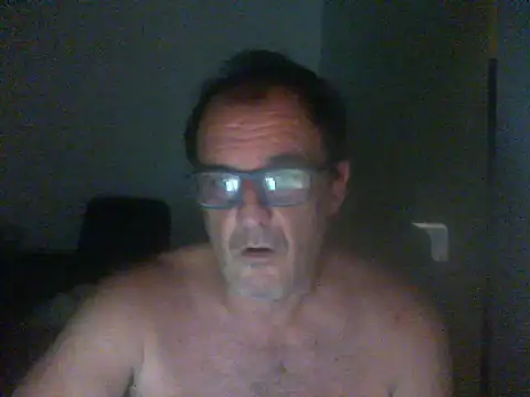 ConradinhoBR50 online show from May 2026 05:27:01 AM