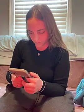 jaseyrae online show from April 2026 06:10:01 PM