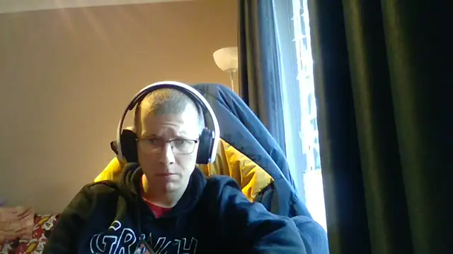 Snapshot of David250692 chatting on December 2025 10:19:01 AM David250692 online show from December 2025 10:19:01 AM