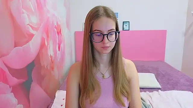 AliceAdams online show from January 2026 07:02:02 AM