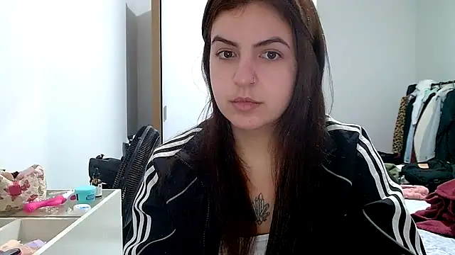 chelbyy online show from November 2025 03:38:01 AM