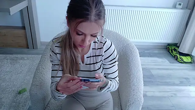 Snapshot of Diddy_sweet chatting on November 2025 01:12:02 PM Diddy sweet online show from November 2025 01:12:02 PM