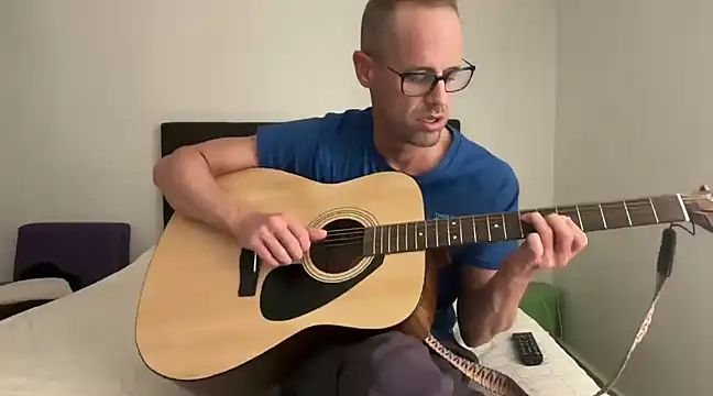 Snapshot of CamCrestXXX chatting on January 2025 03:08:02 PM CamCrestXXX online show from January 2025 03:08:02 PM