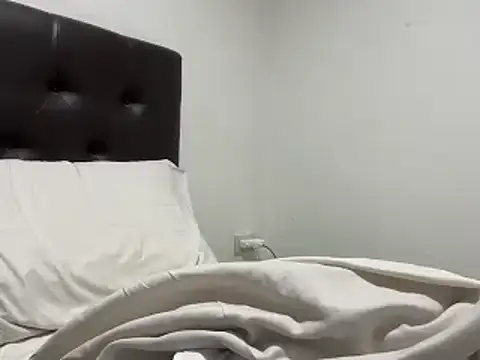 Snapshot of CamCrestXXX chatting on March 2025 11:16:01 AM CamCrestXXX online show from March 2025 11:16:01 AM