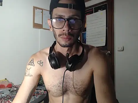 alisterxxx online show from July 2026 02:05:17 AM