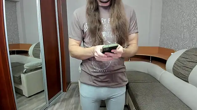 Marrymepls online show from October 2025 01:28:01 AM