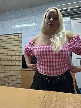 SabinaSweety online show from February 2025 03:48:02 PM