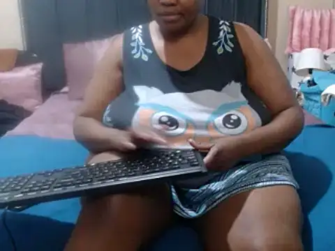 Snapshot of BUSTYDEE chatting on January 2025 08:39:01 PM BUSTYDEE online show from January 2025 08:39:01 PM