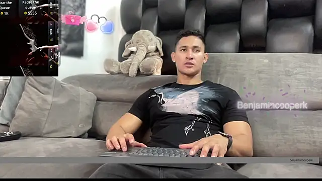 Snapshot of BenjaminCooperk chatting on November 2025 07:05:02 AM BenjaminCooperk online show from November 2025 07:05:02 AM