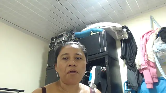 adrixxx38 online show from April 2026 08:12:02 PM