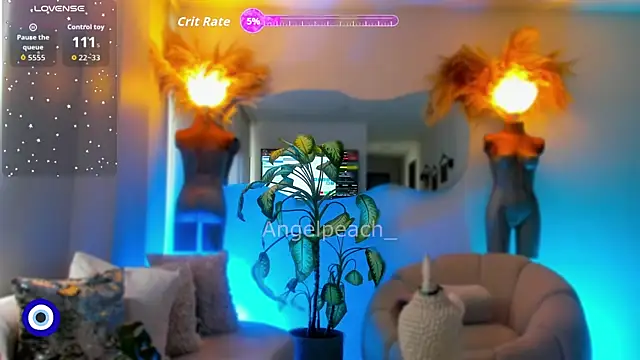 Angel Peach online show from December 2025 02:02:02 PM