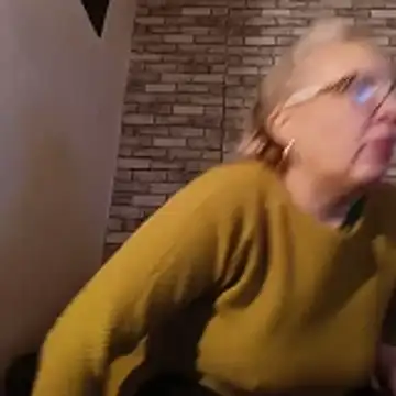 Snapshot of Cerd_Ayaz chatting on December 2025 12:00:01 PM Cerd Ayaz online show from December 2025 12:00:01 PM